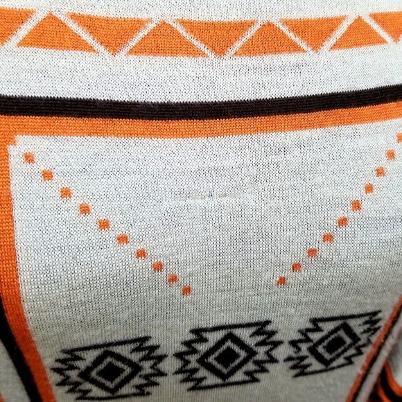 Aztec Print Tunic - Picture 4 of 7